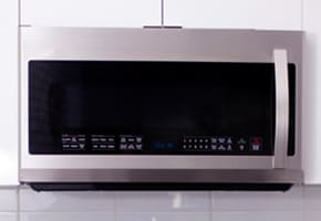 A Cleaner Microwave in Minutes